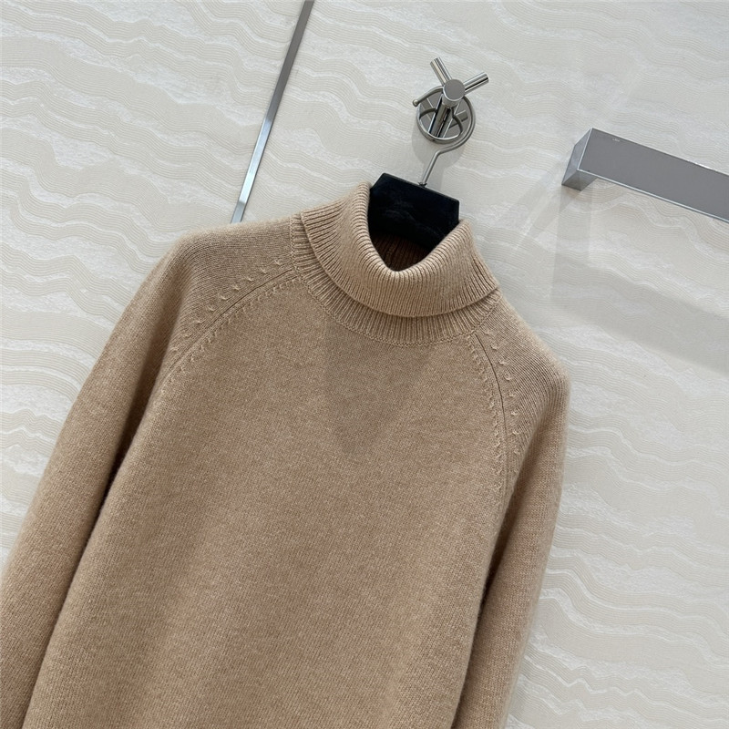 F**di beige cashmere turtleneck sweater