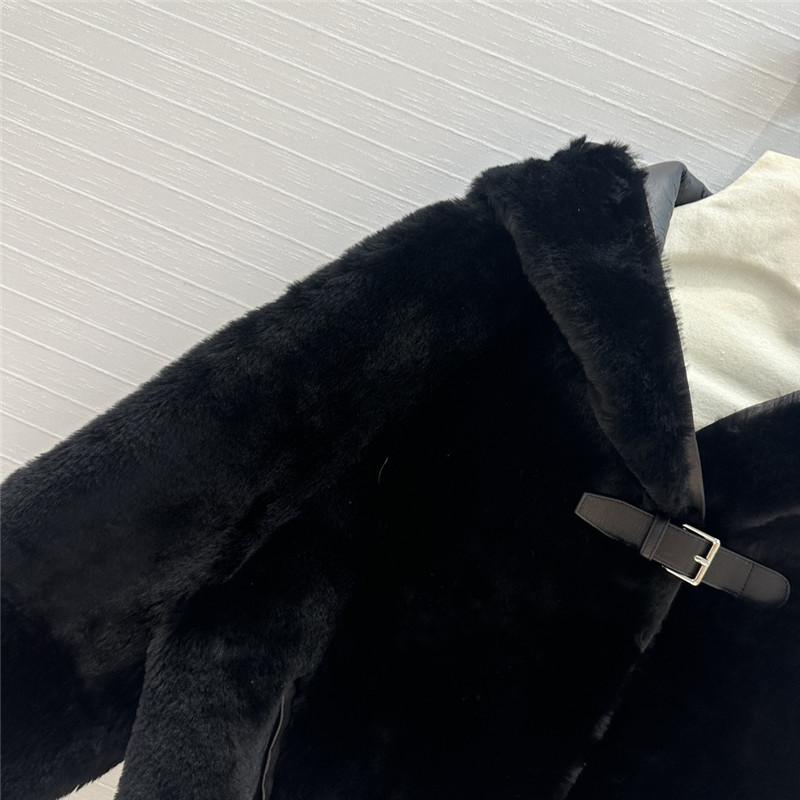 H**me5 short shearling jacket