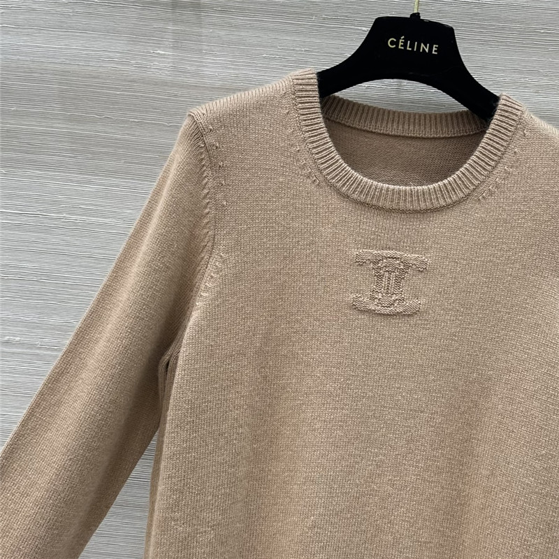 Ce1i*e triomphe wool sweater in beige
