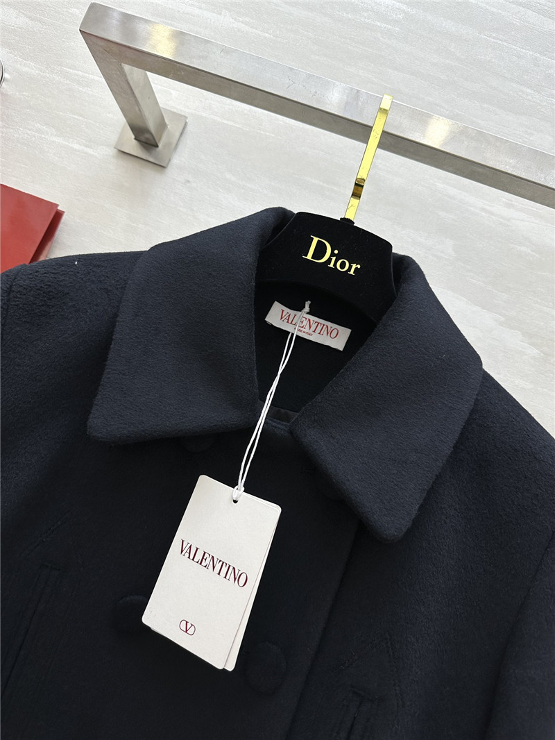 Va1e*ntin0 wool coat