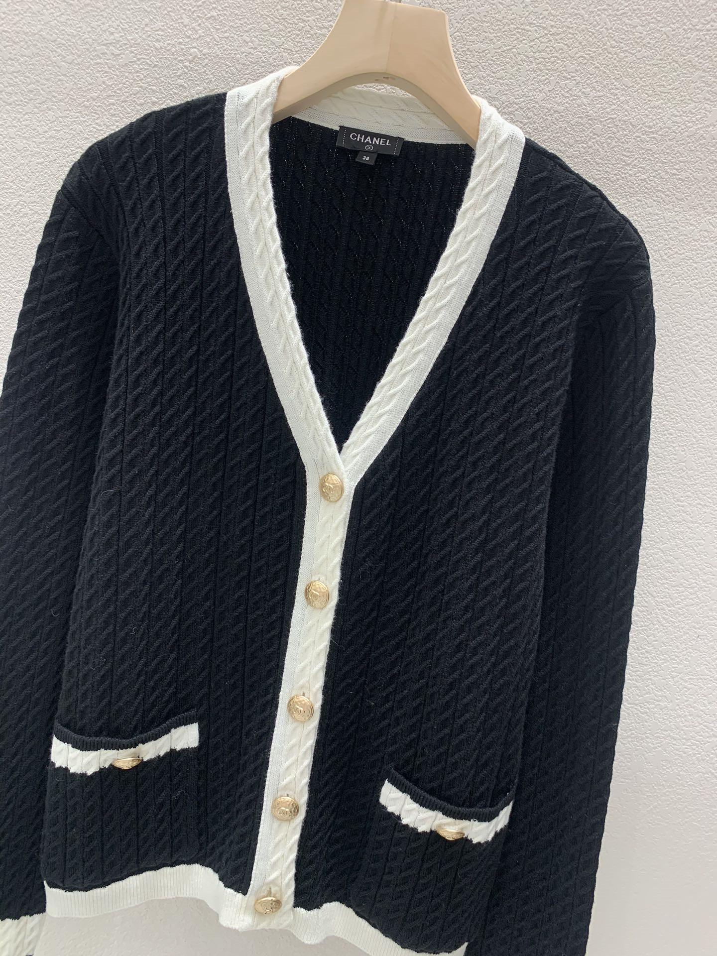 Ch**el contrast v-neck cardigan in black