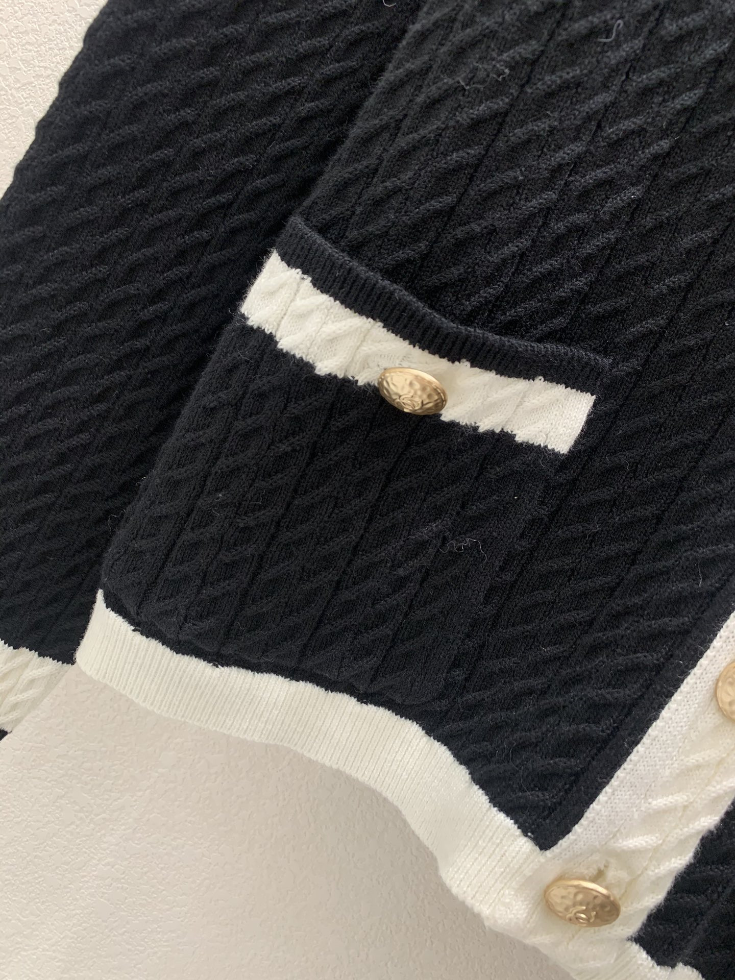 Ch**el contrast v-neck cardigan in black