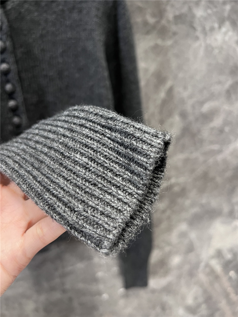 Pra*a slate gray cashmere cardigan