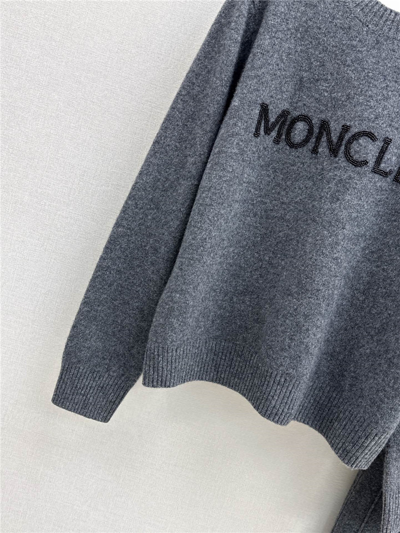 Moncler knitted suit