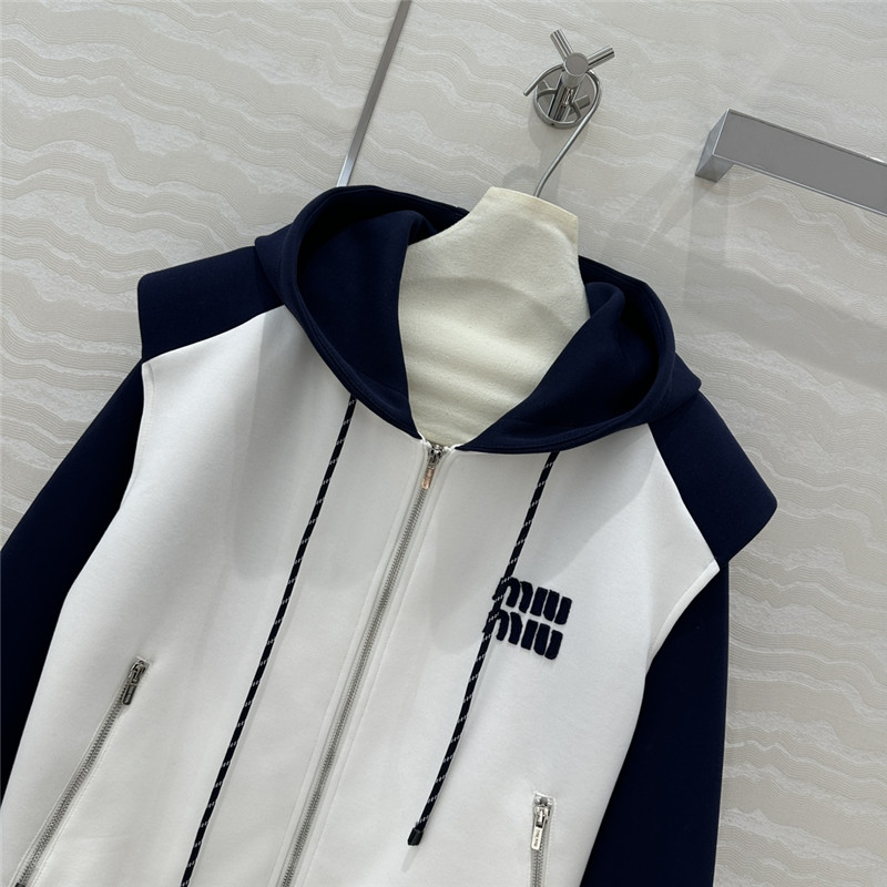 M1um1u sweatshirt suit