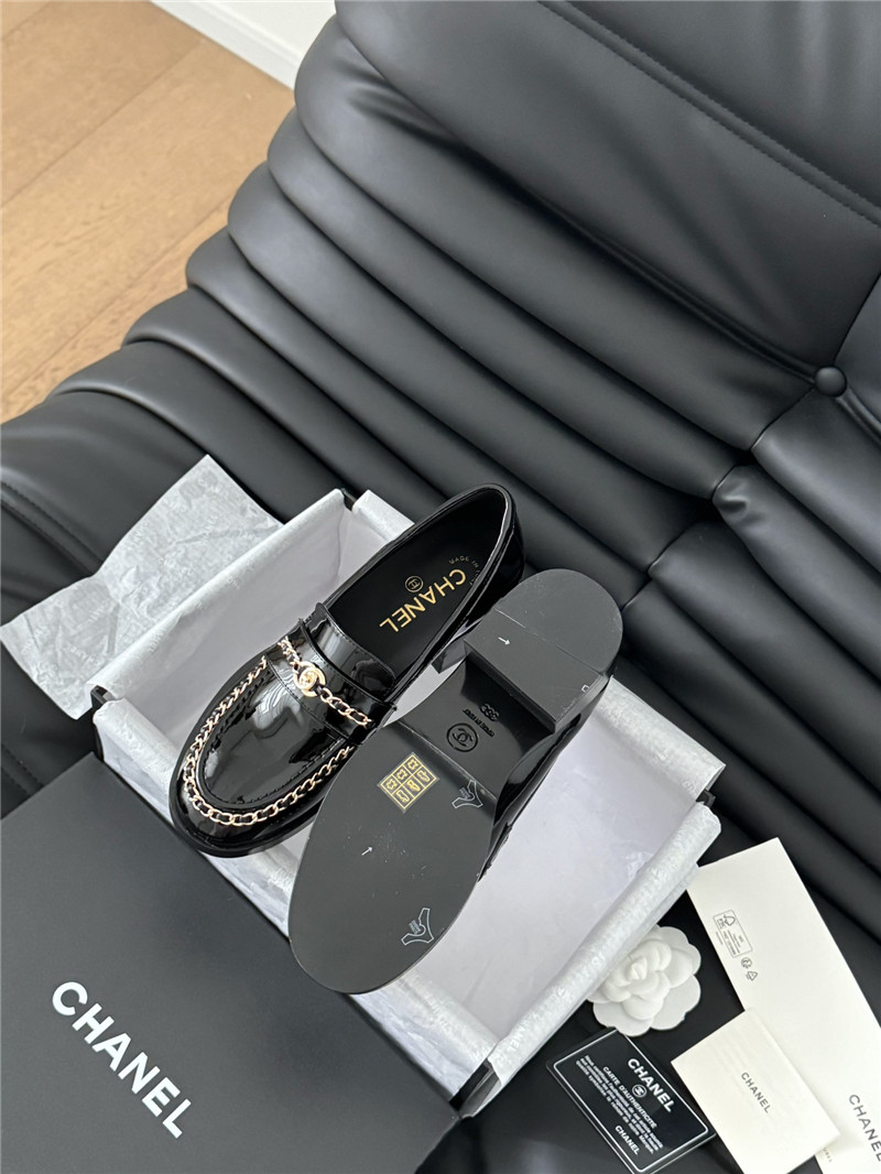 Ch**el chain white patent loafers