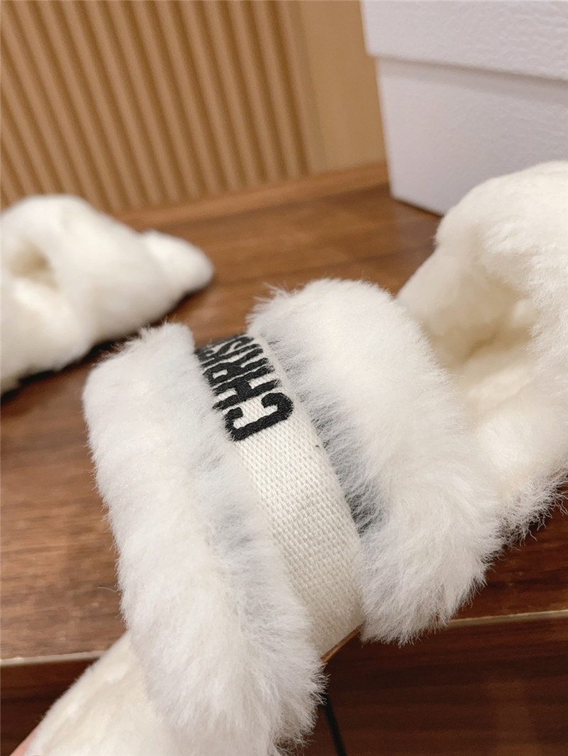 D10r shearling chez moi flat slides white/black