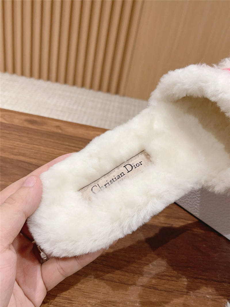 D10r shearling canvas dway slides white/pink