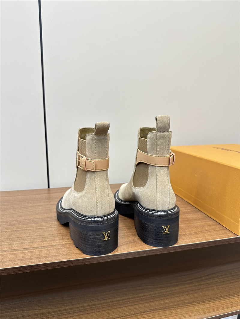 l0vis Vvtt0n lv beaubourg ankle boot in beige