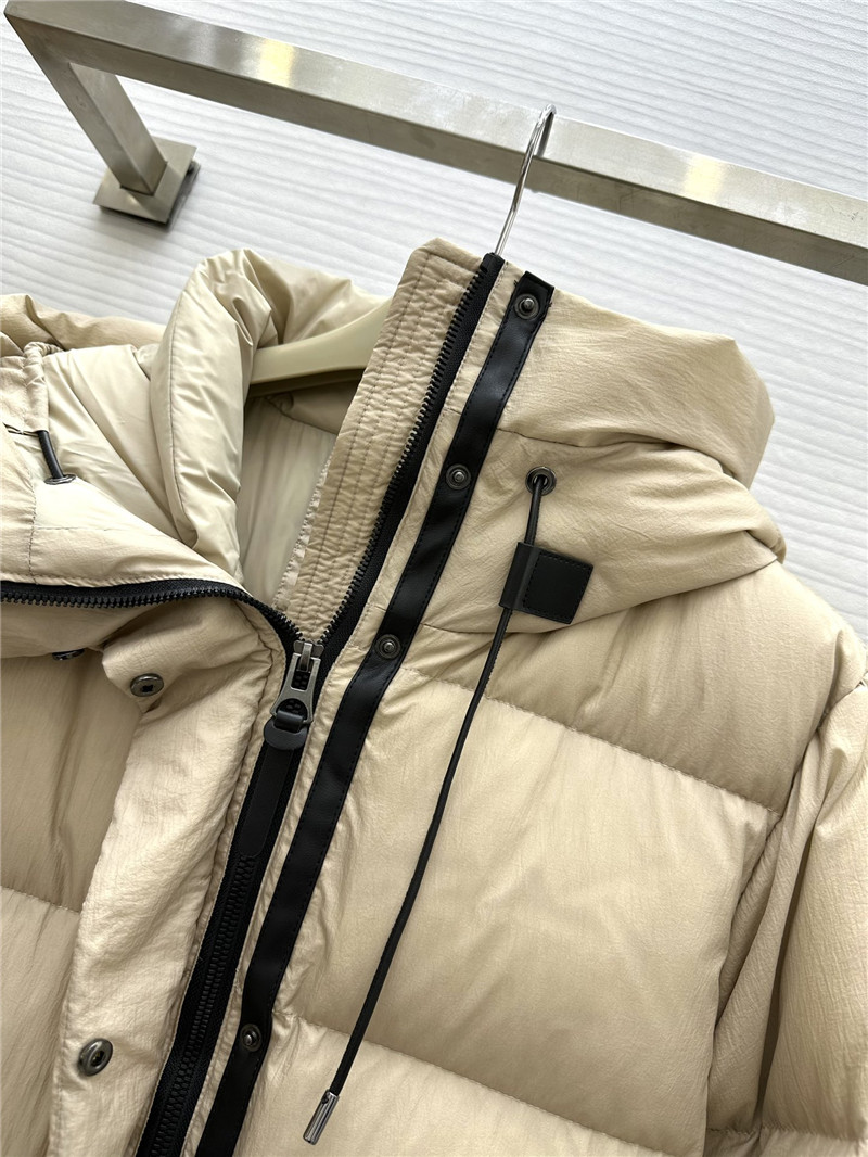 Bv*b*rry hooded waist down jacket