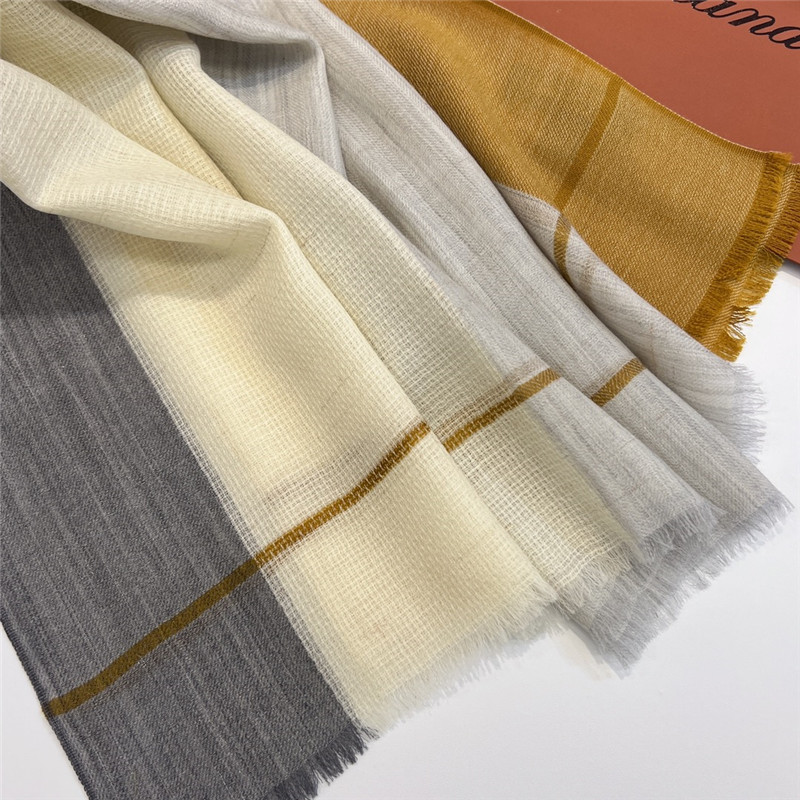L0r0 P1ana ring velvet scarf