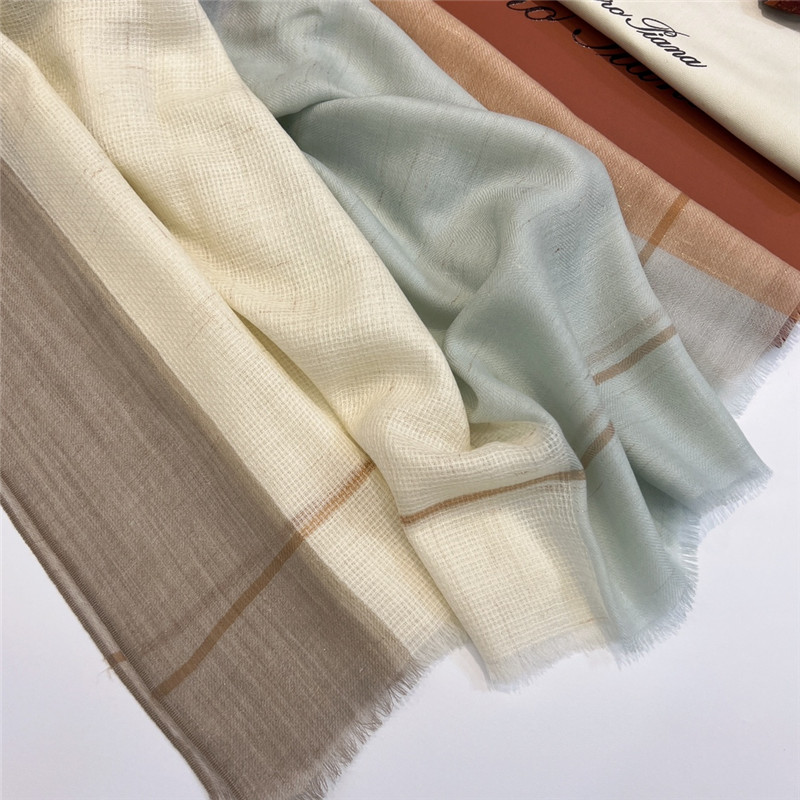 L0r0 P1ana ring velvet scarf