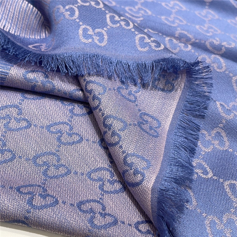 Gvc*1 letter jacquard two-tone shawl