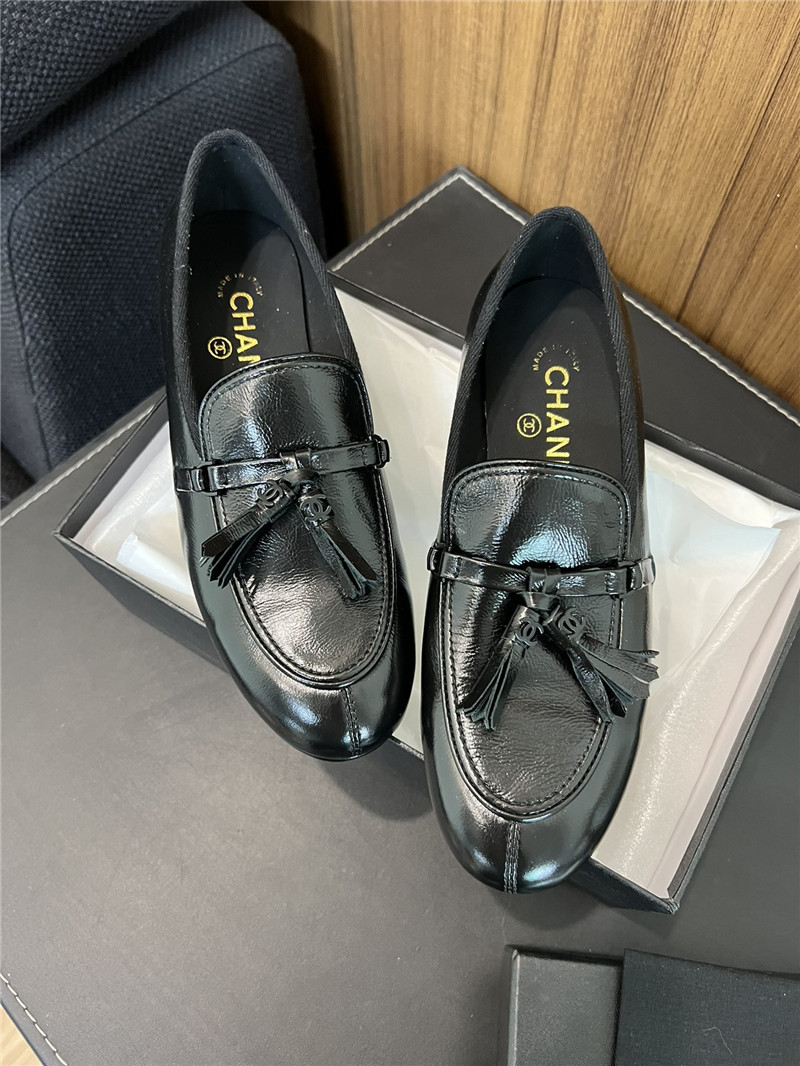 Ch**el tassel moccasin loafers in black smooth leather
