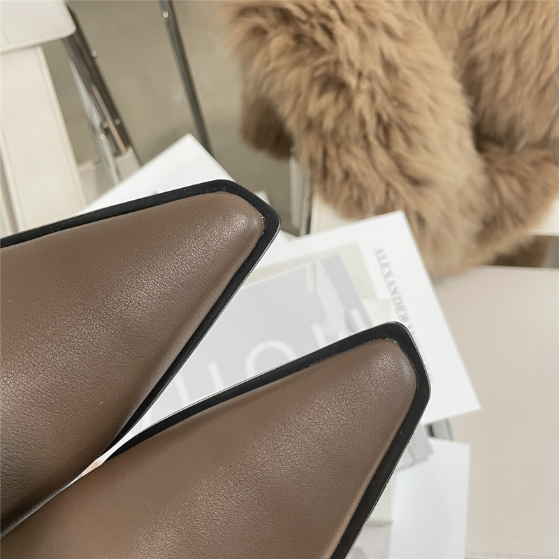 b0tt*ga Ven*ta brown tex ankle boots