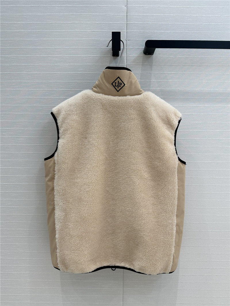 L0r0 P1ana vest jacket
