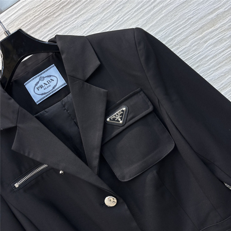 Pra*a suit jacket