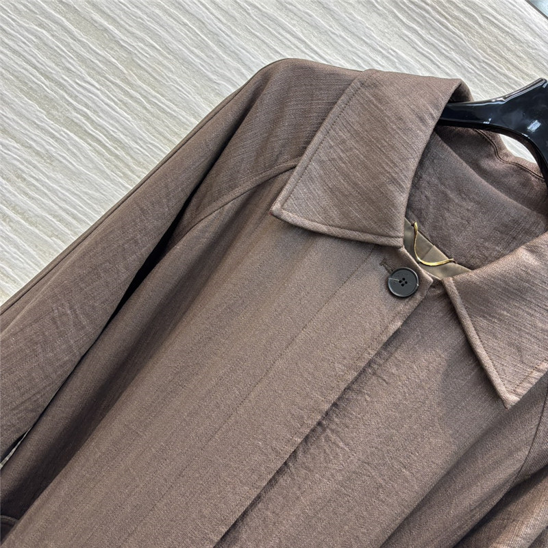 Y51 trench coat