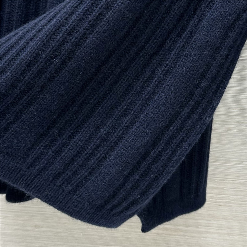 Vanitoo cashmere sweater