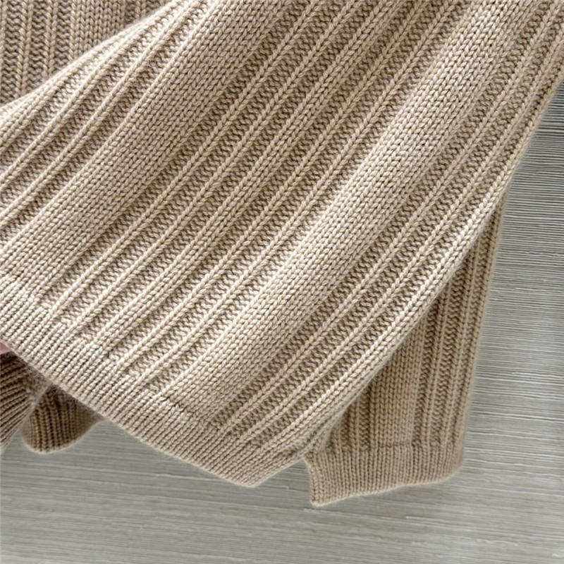 Vanitoo Cashmere Polo-Neck Jumper in Camel