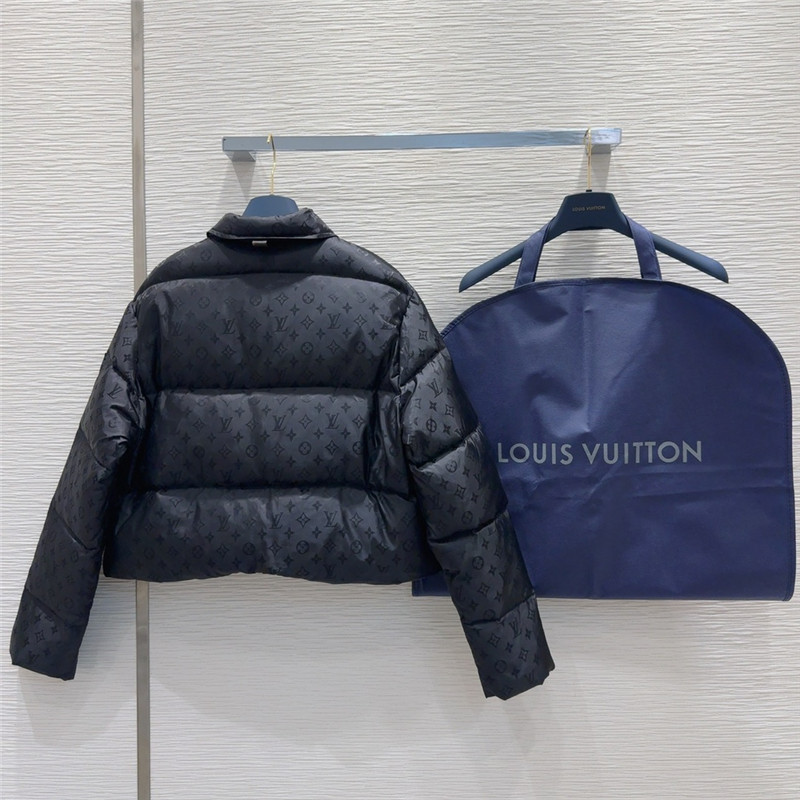 l0vis Vvtt0n lv down jacket