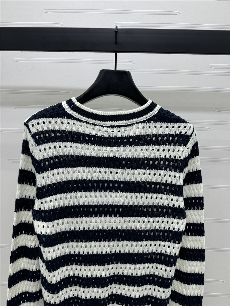 Ch**el hollow stripe black & white sweater