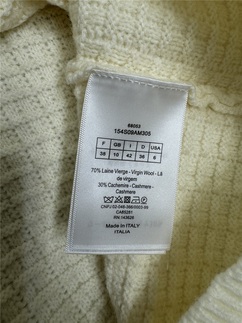 j’adore D10r wool cardigan white