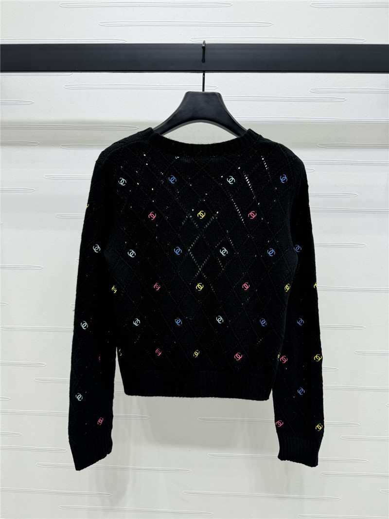 Ch**el colorful embroidered wool pullover in black