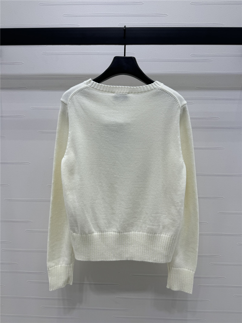 Ch**el logo appliqu¨¦ knit sweater white