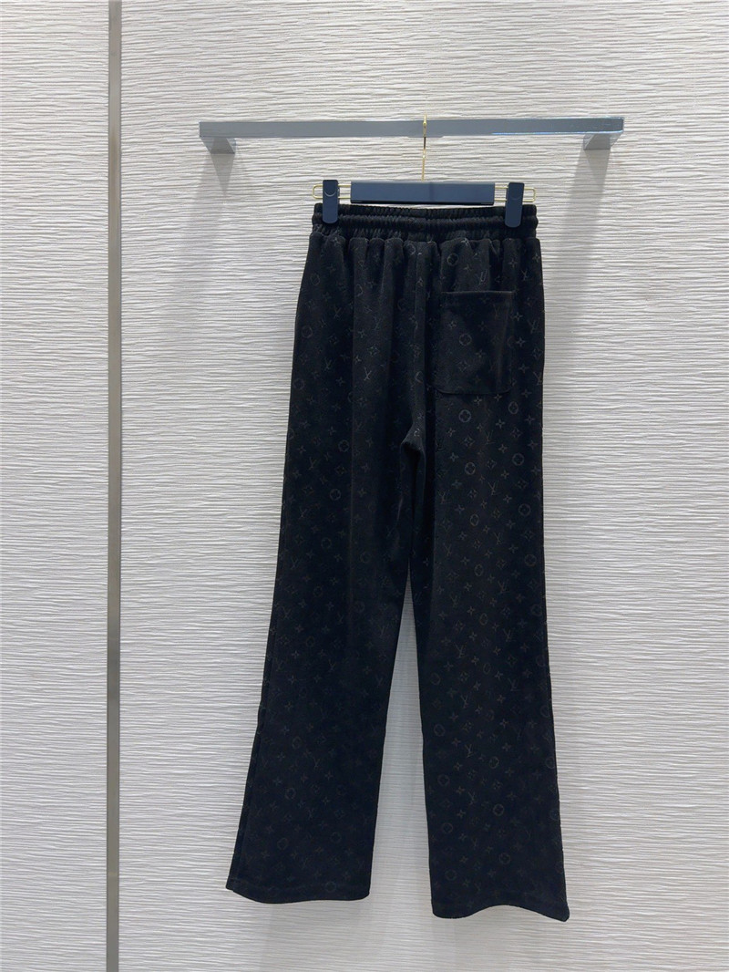l0vis Vvtt0n lv embossed straight pants