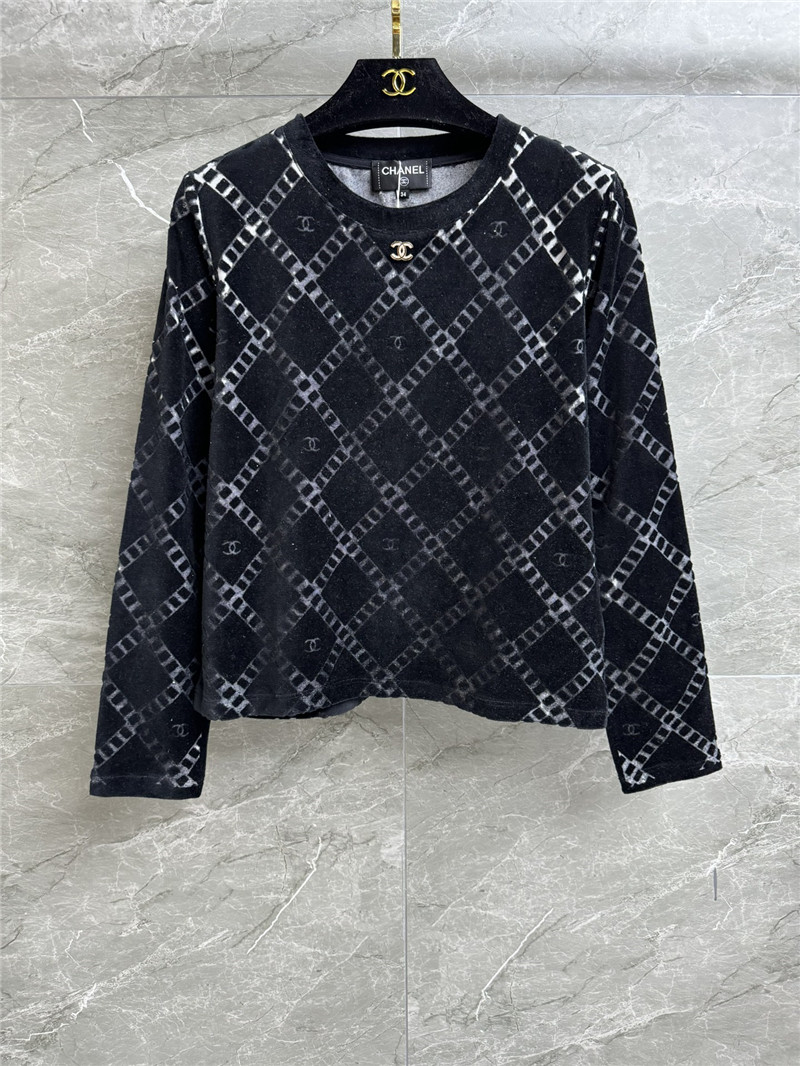 ch**el D1am0nd velvet top