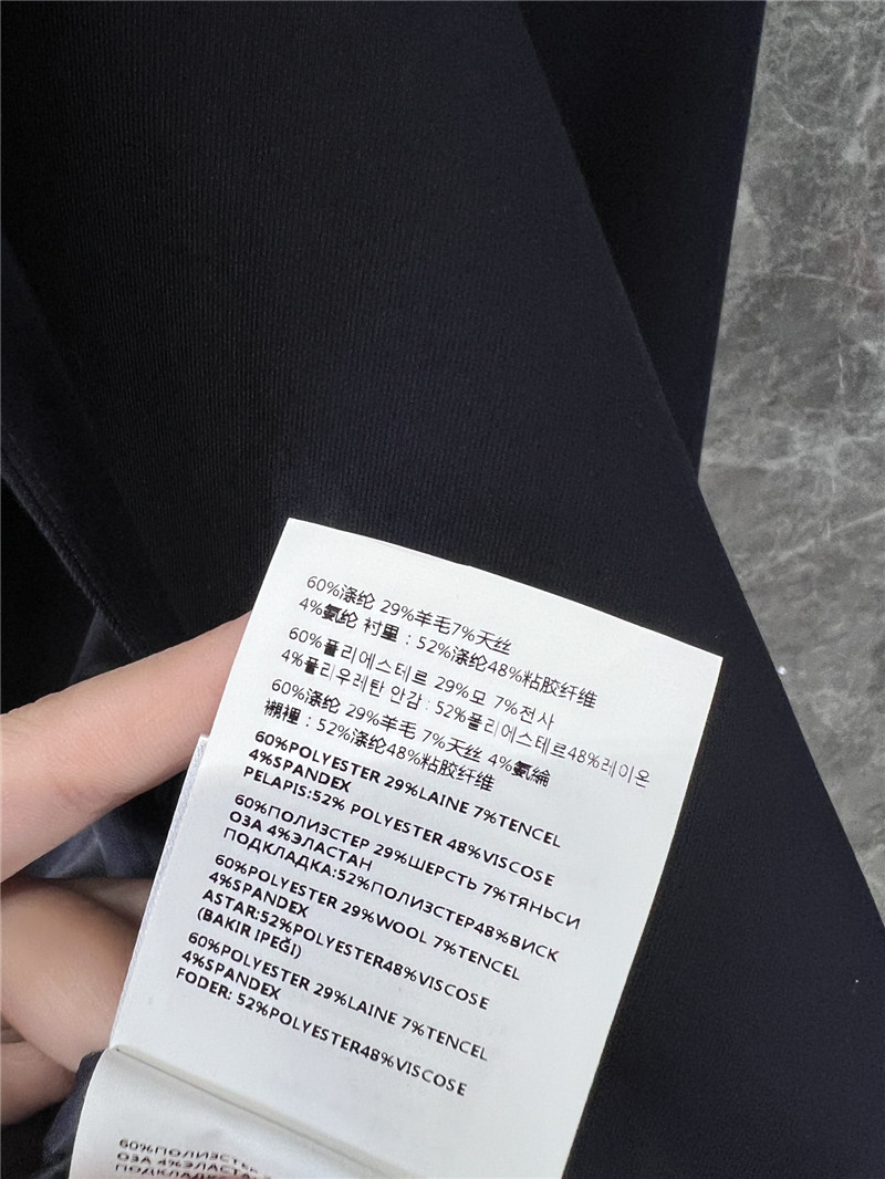 M1um1u suit jacket