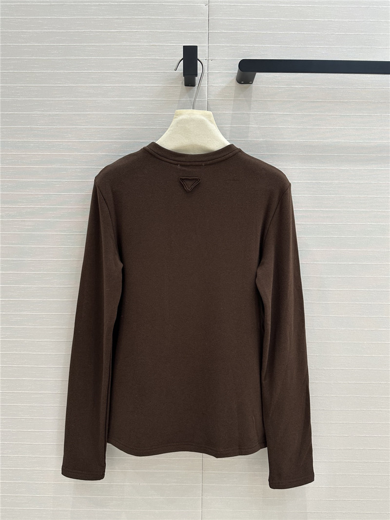 Pra*a bottoming shirt