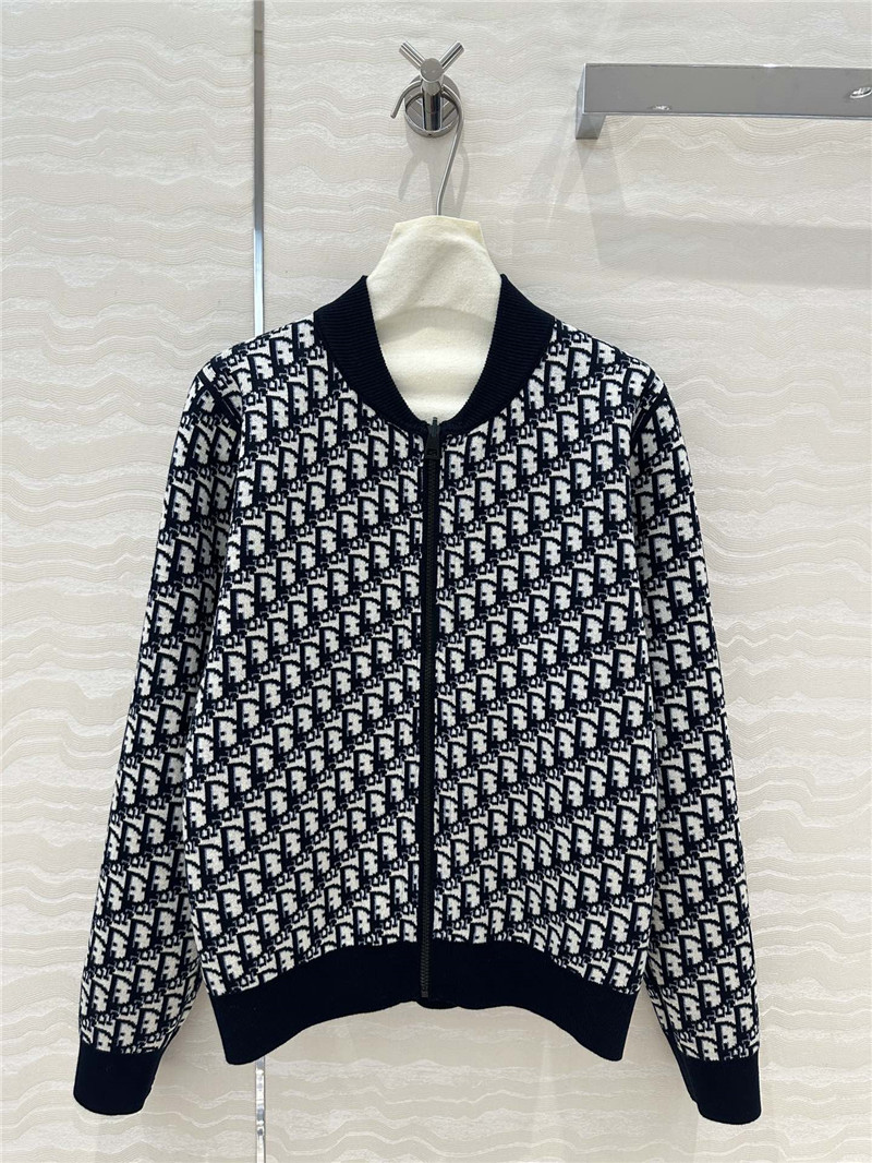 D10r zipper jacket