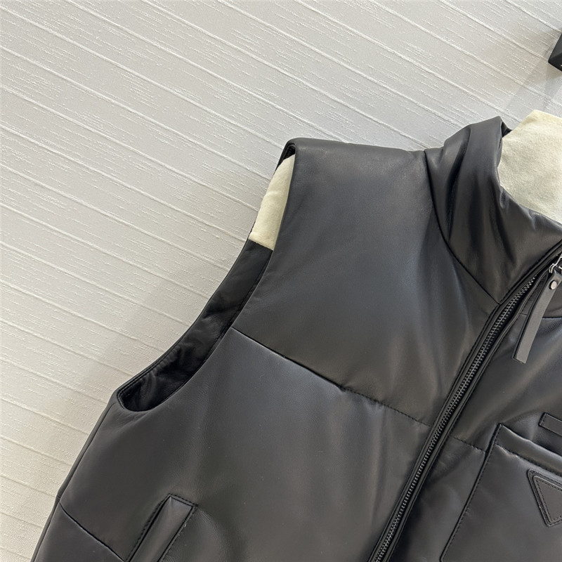 Pra*a genuine leather down vest jacket