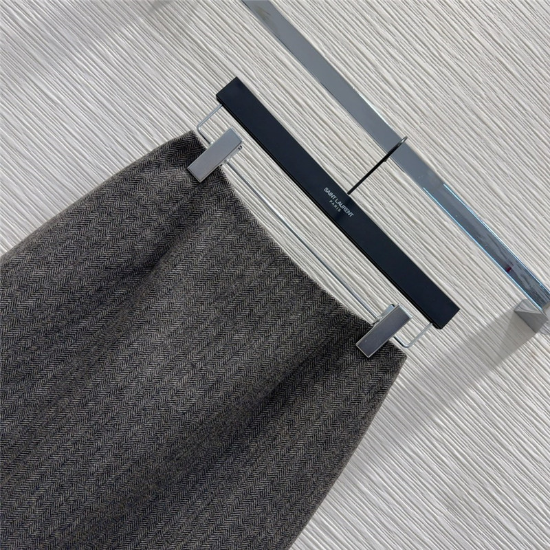 Y51 new skirt
