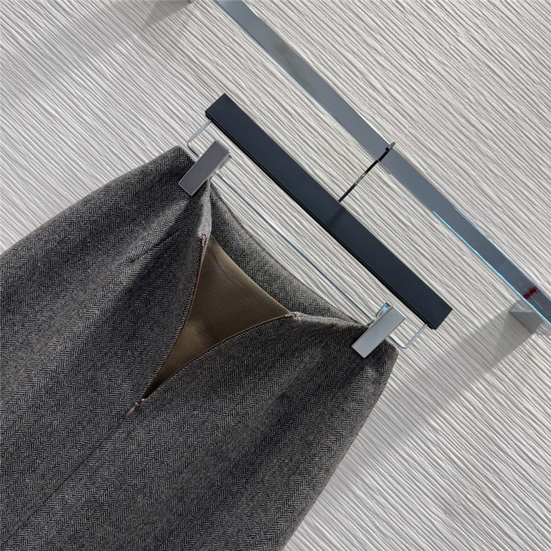 Y51 new skirt