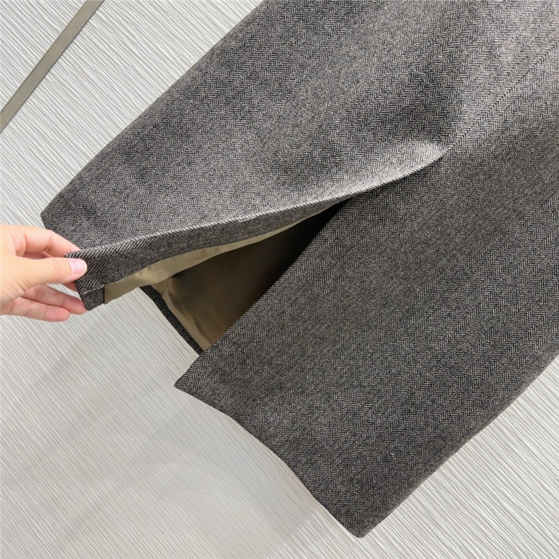 Y51 new skirt