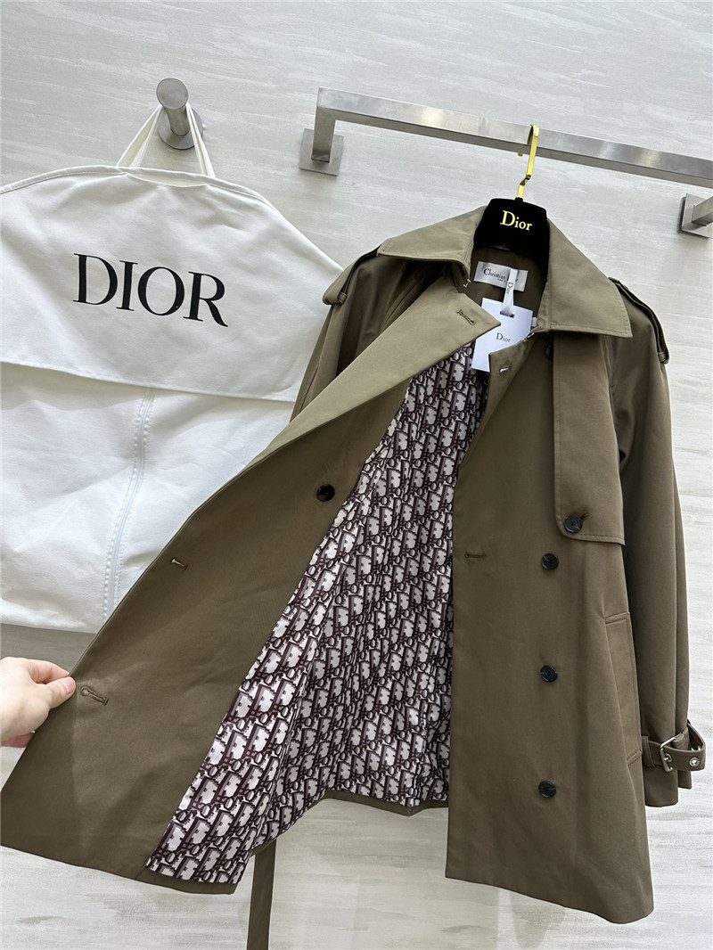D10r mid-length buckled trench jacket