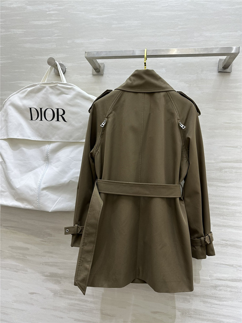 D10r mid-length buckled trench jacket