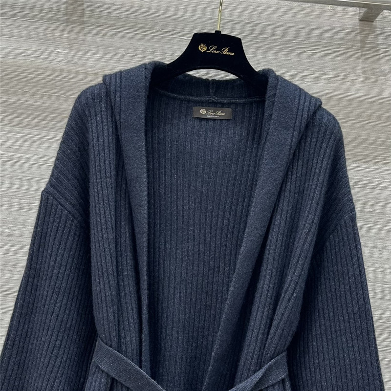 L0r0 P1ana tie jacket + trousers set