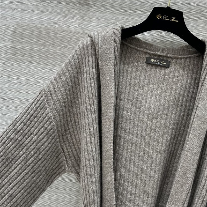 L0r0 P1ana tie jacket + trousers set