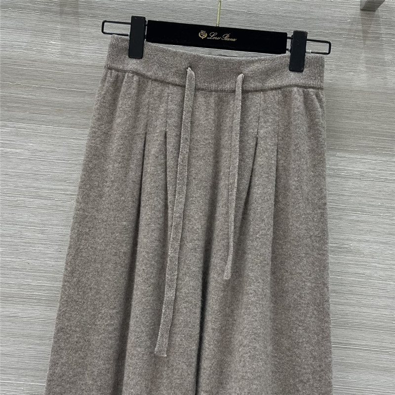 L0r0 P1ana tie jacket + trousers set