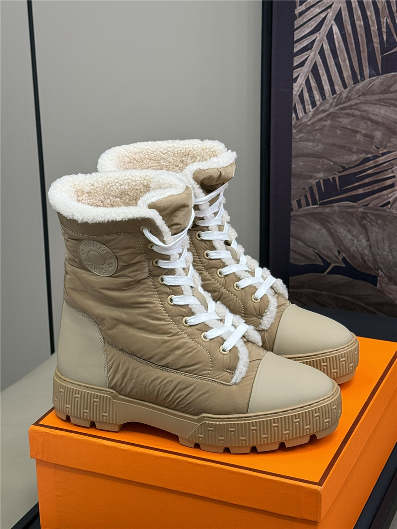 H**me5 fresh snow boots
