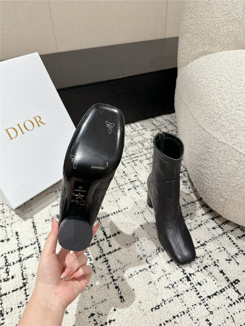 D10r d-shadow heeled ankle boots