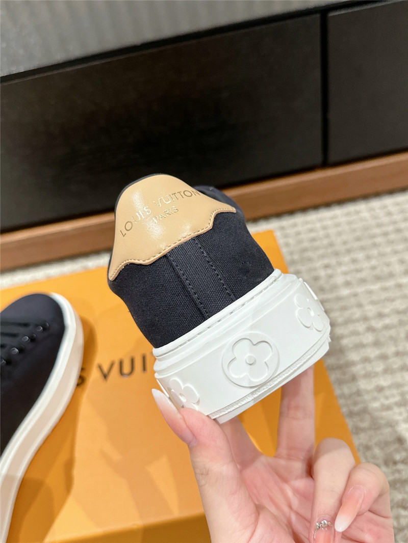 l0vis Vvtt0n white black time out sneakers