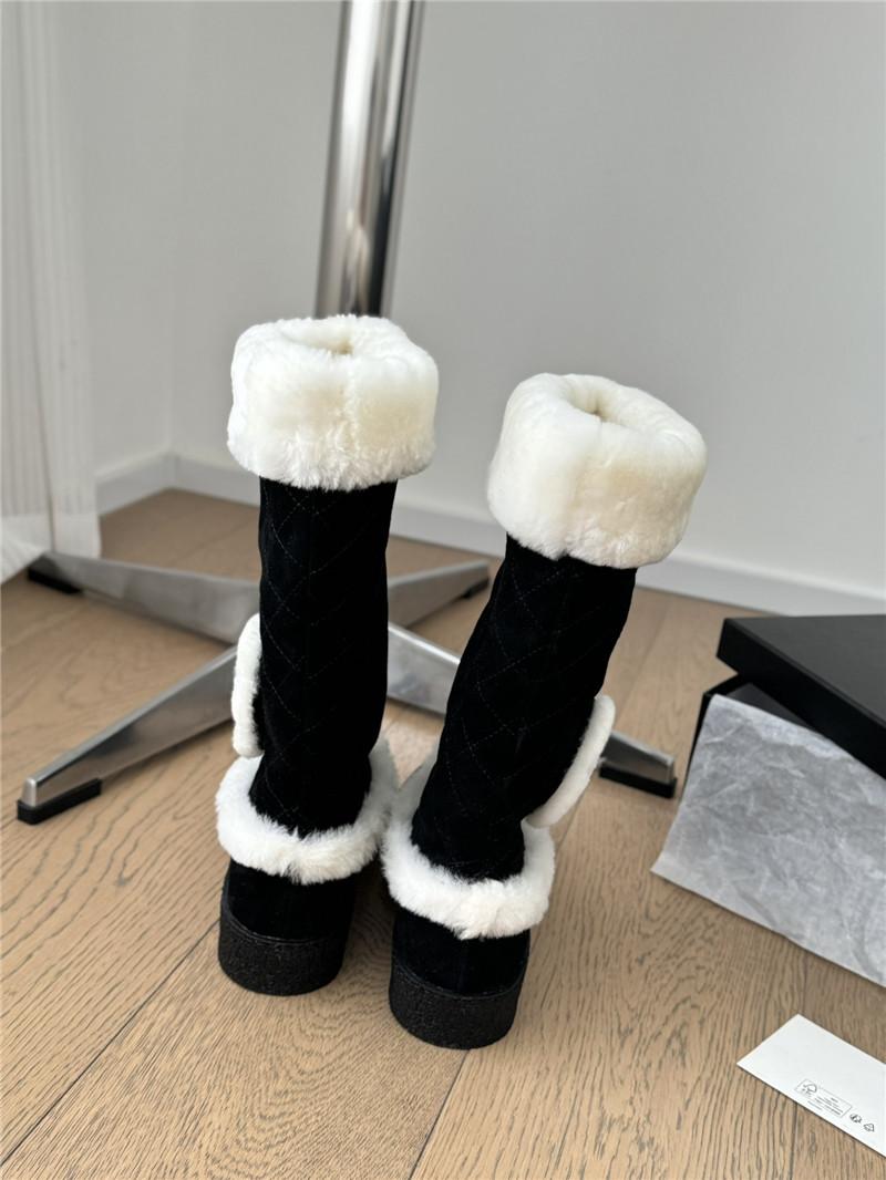 Ch**el logo suede shearling boots in black