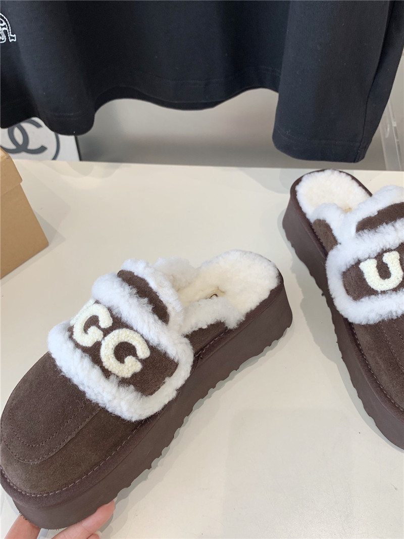 UGG Rome Shearling Slippers Dark Taupe