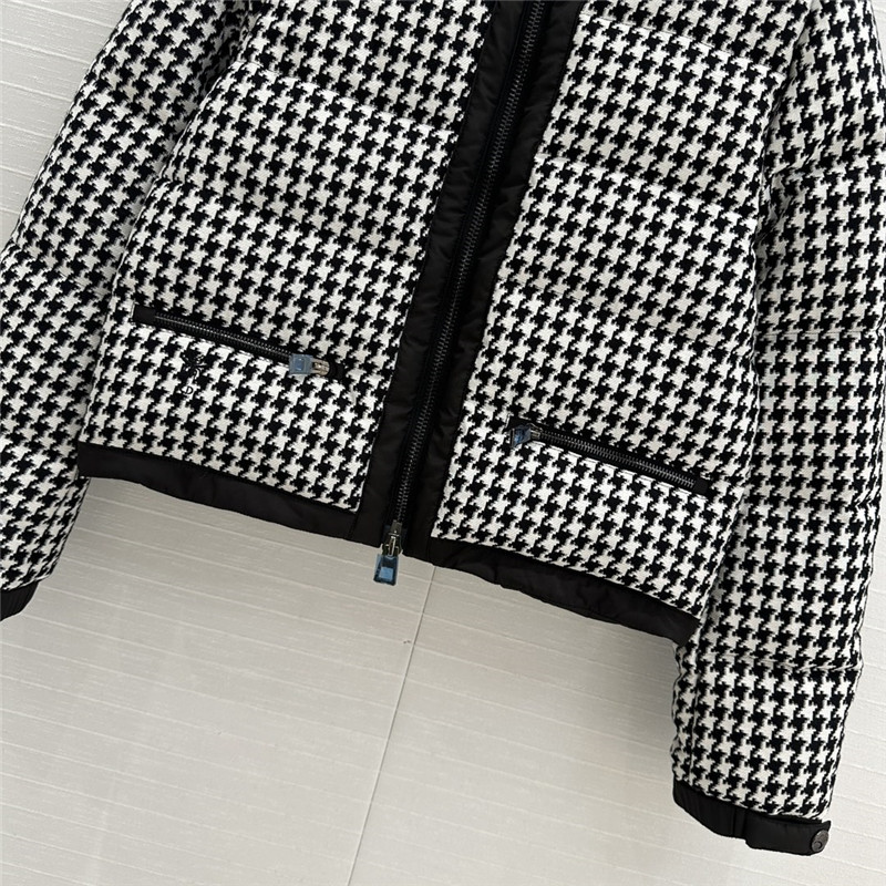 D10r down jacket