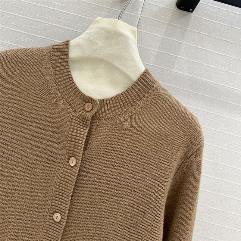 Gvc*1 brown cardigan with web finishes